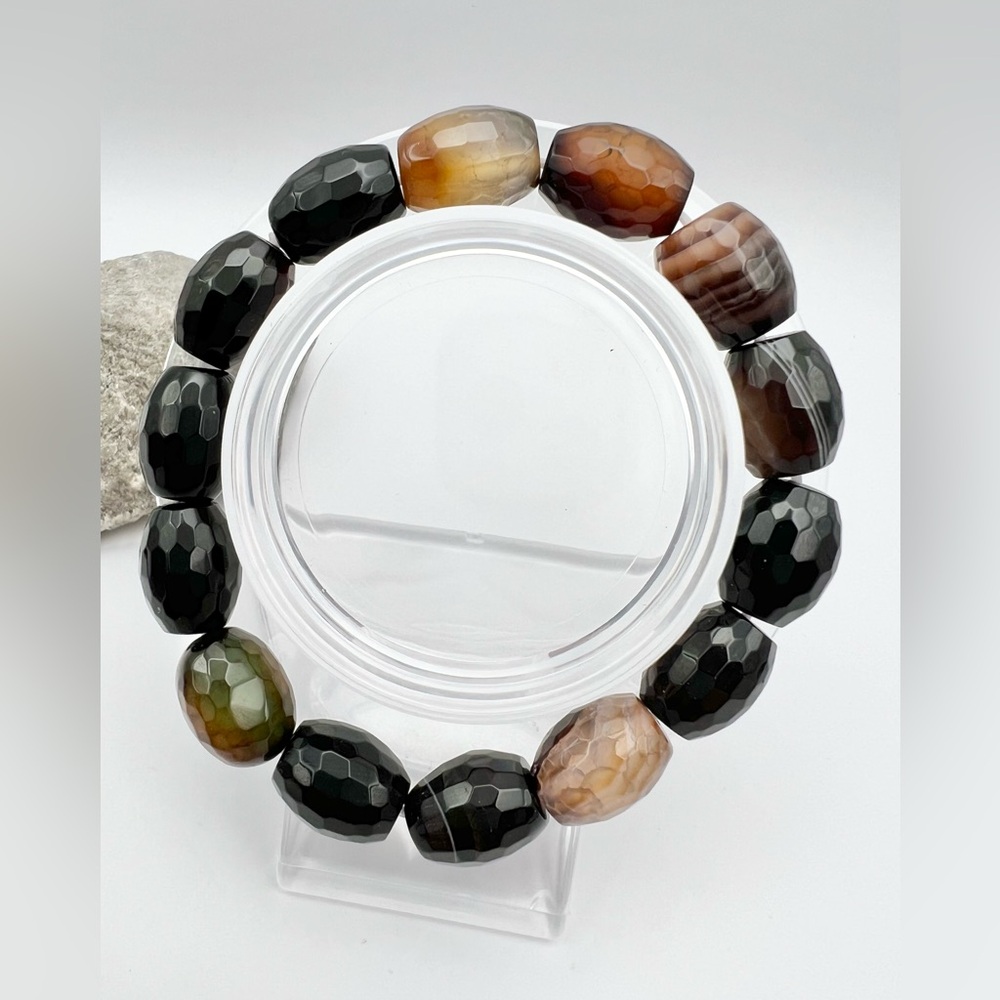 BLACK AGATE EYE QUARTZ BRACELET